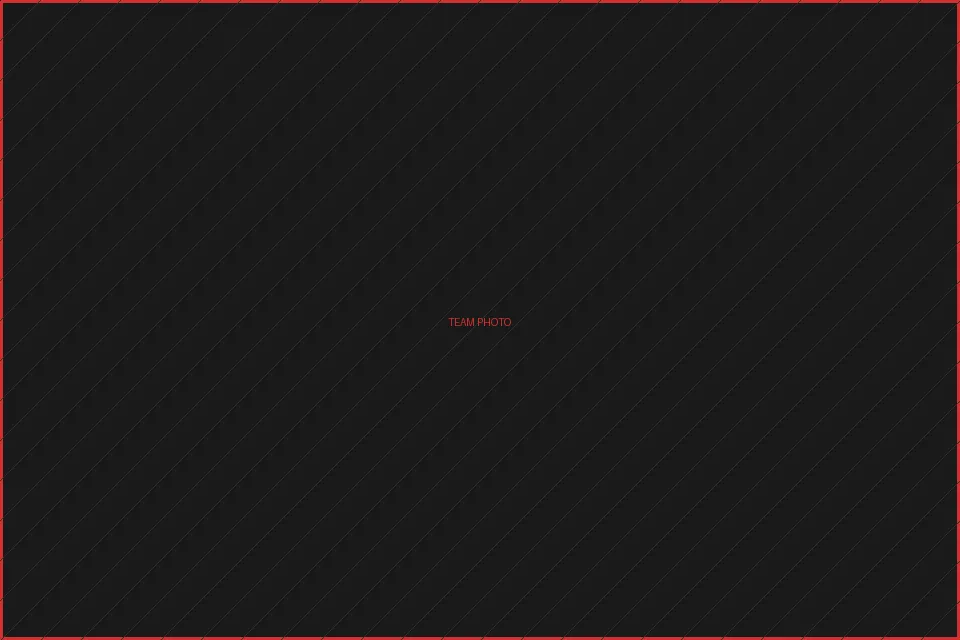 博彩软件 创始团队合影 - 赛博都市建设者